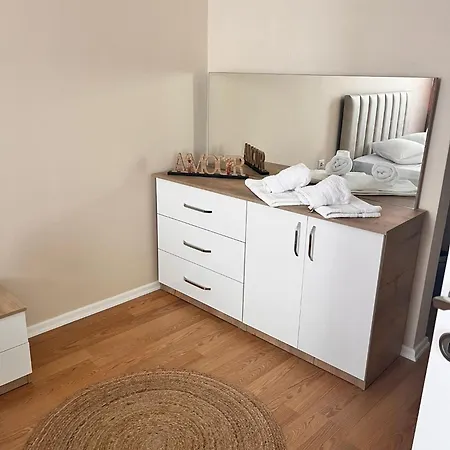Apartment M & T 5
